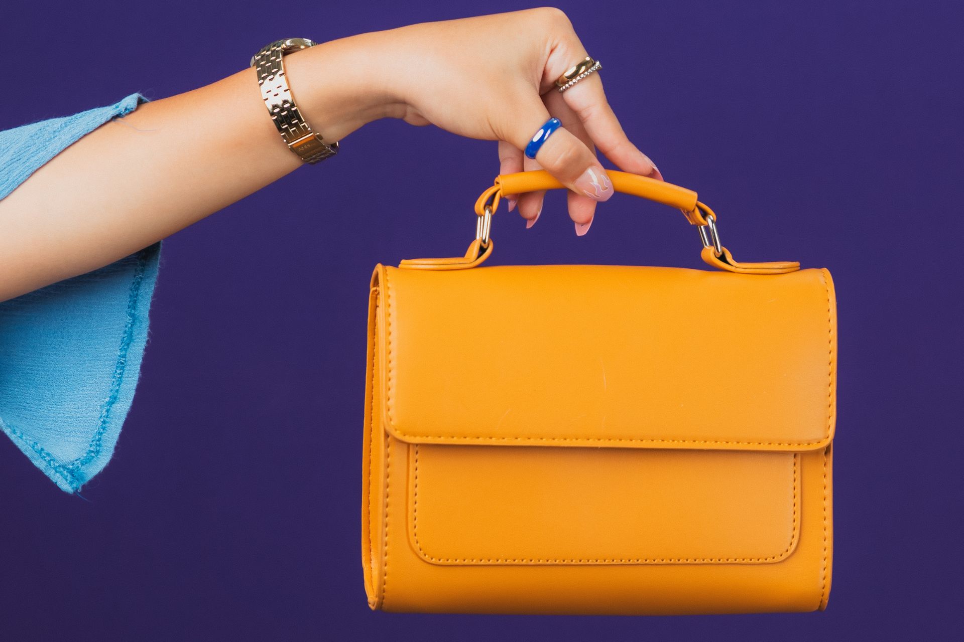 Preventing Mold on Luxury Handbags in Humid Conditions